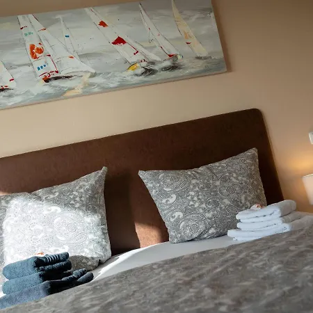 Ferienwohnung In Buesum In Traumhafter Lage Apartment